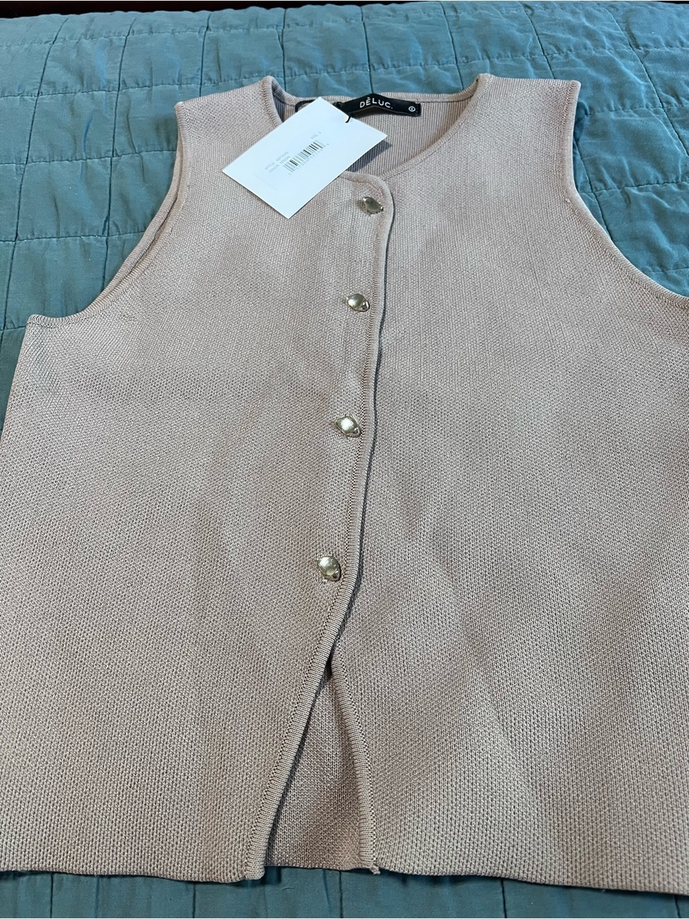 DELUC NWTO tan/brown color,( Vison), Sleeveless Knit Vest Size S